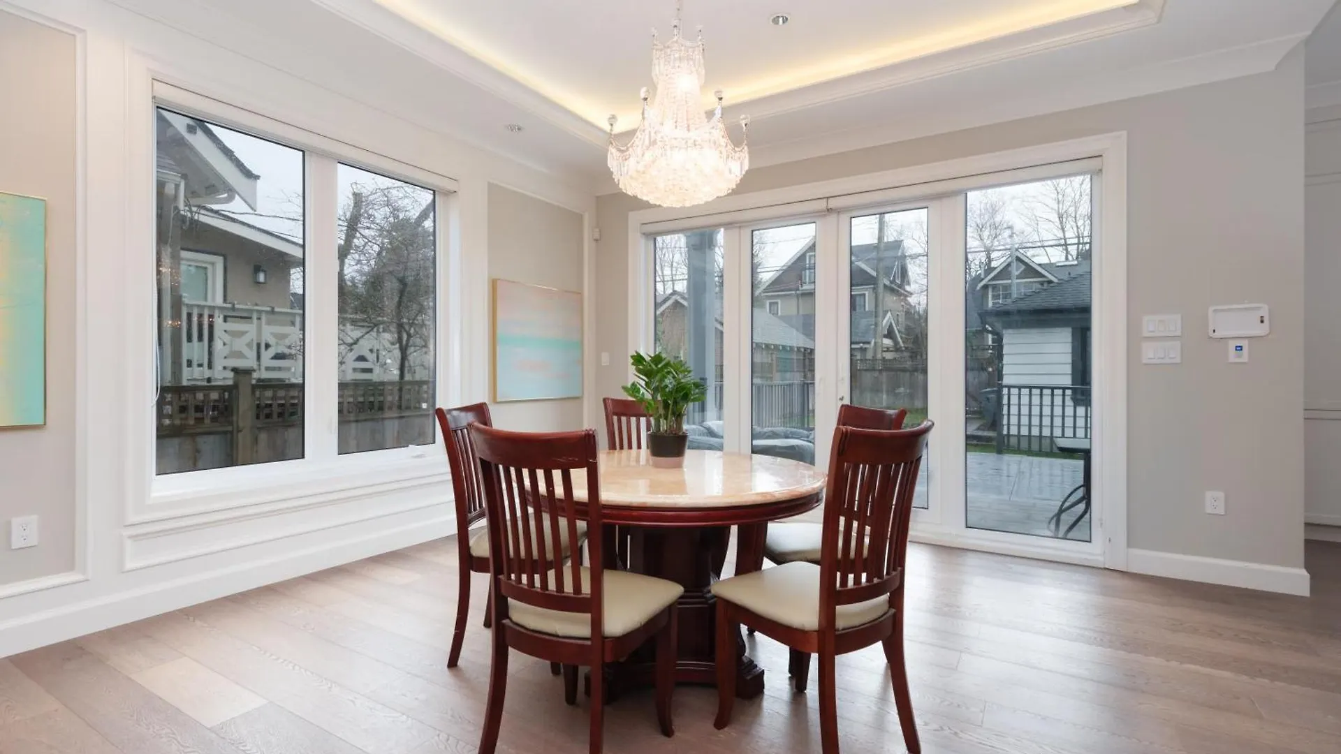 Dunbar Luxury Homestay Vancouver Canada